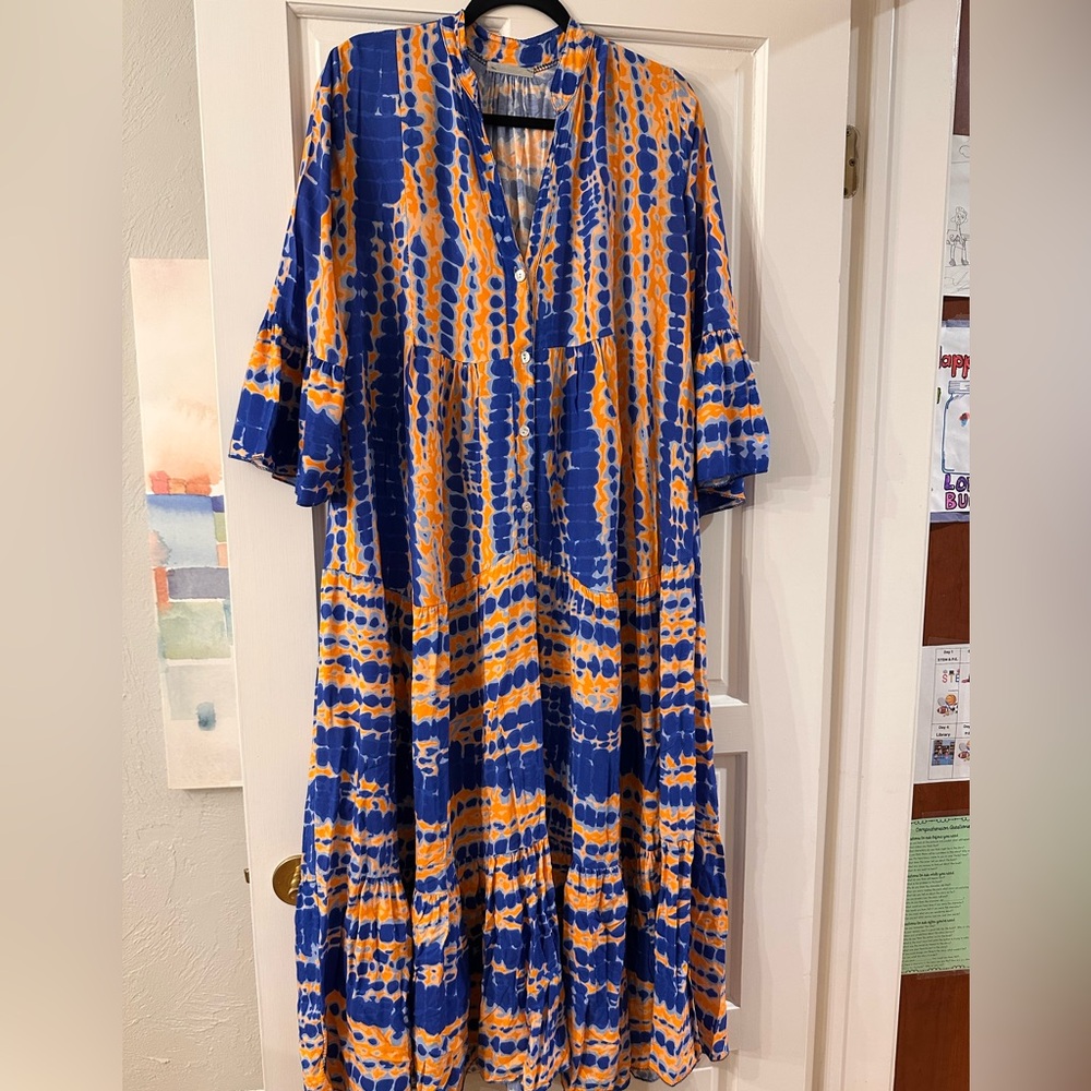 NWOT midi dress - A line button to waist. Orange & blue beautifully bright dress